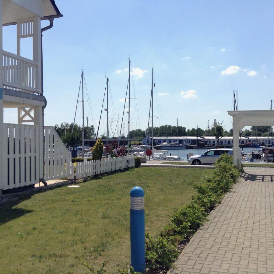 Ferienwohnung Wohnen am Yachthafen Karlshagen Exterior foto